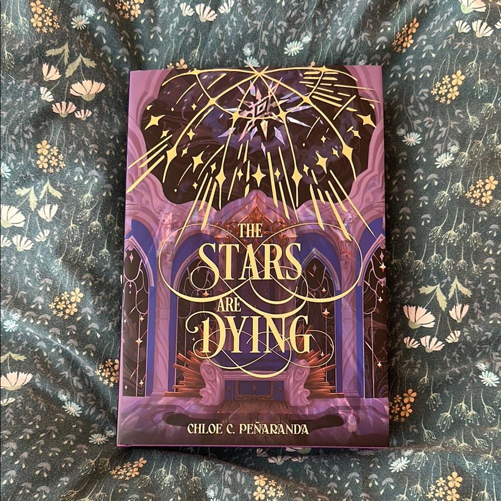 Owlcrate Chloe C. Peñaranda 'The Stars Are Dying' Book